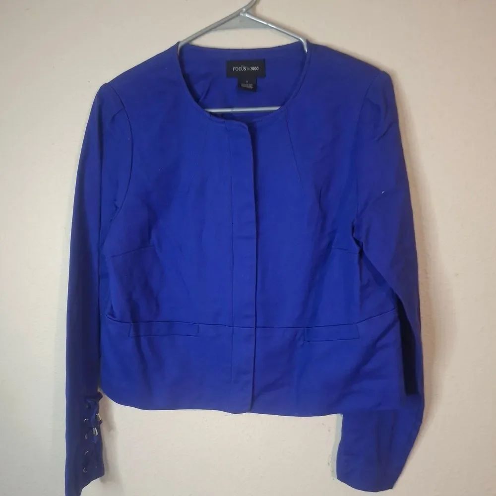 Focus 2000 Women's Jacket size 8 NWT